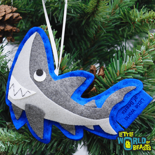 Little World of Beasts - Christmas Ornament Shark 