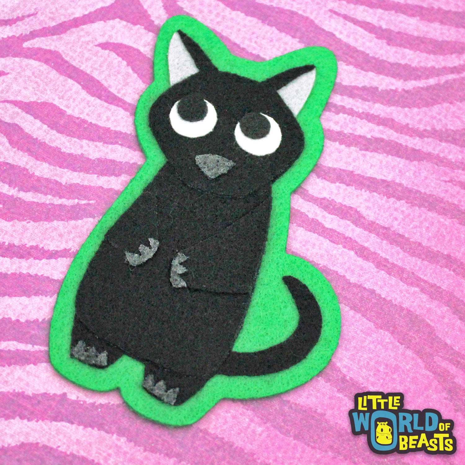 Black Cat Patch - Sew on or Iron on